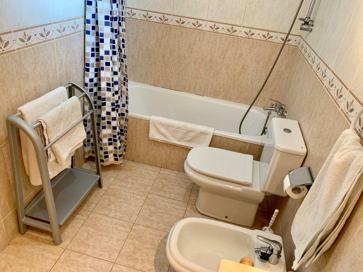 Apartamento - Wifi Free - Piscina 250 M Playa カンブリルス エクステリア 写真
