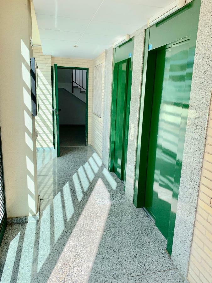 Apartamento - Wifi Free - Piscina 250 M Playa カンブリルス エクステリア 写真